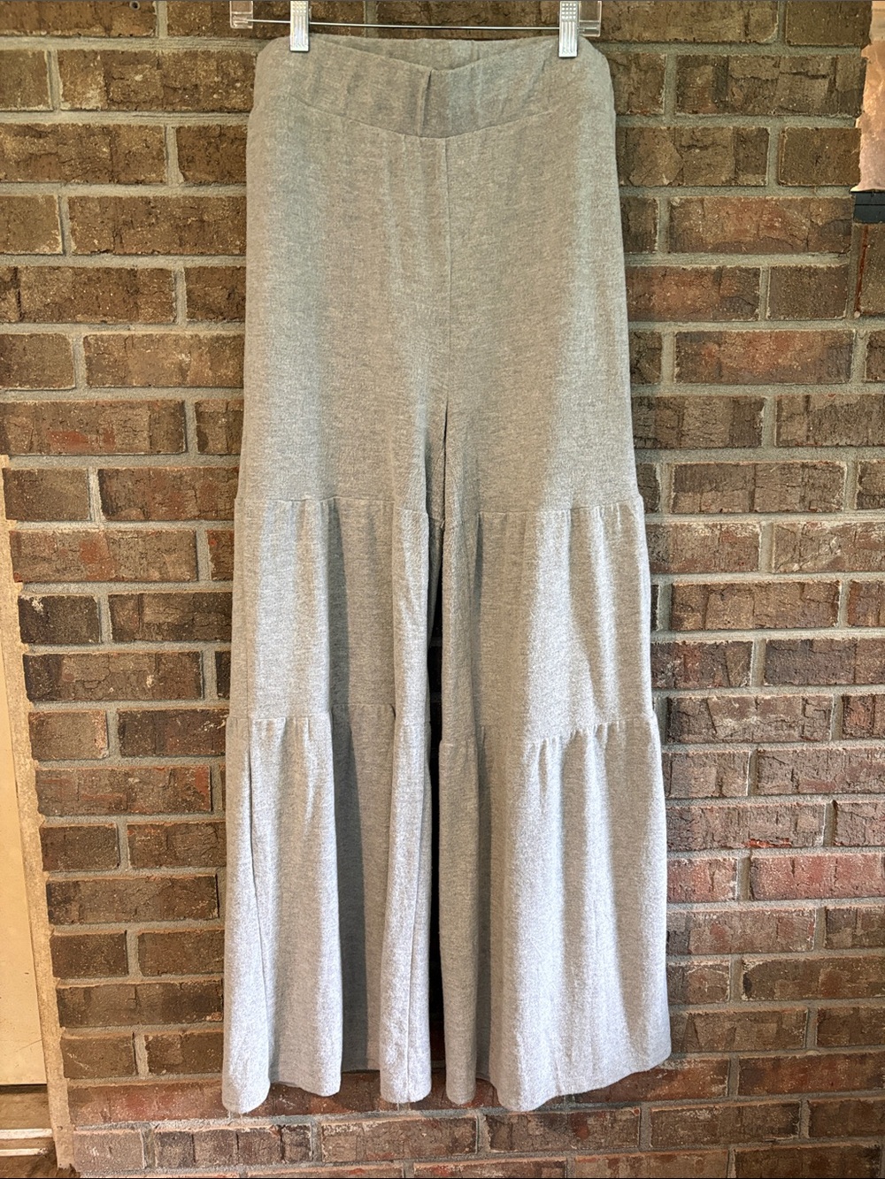 feathers Light Heather Gray Wide-Leg Tiered Lounge Pants